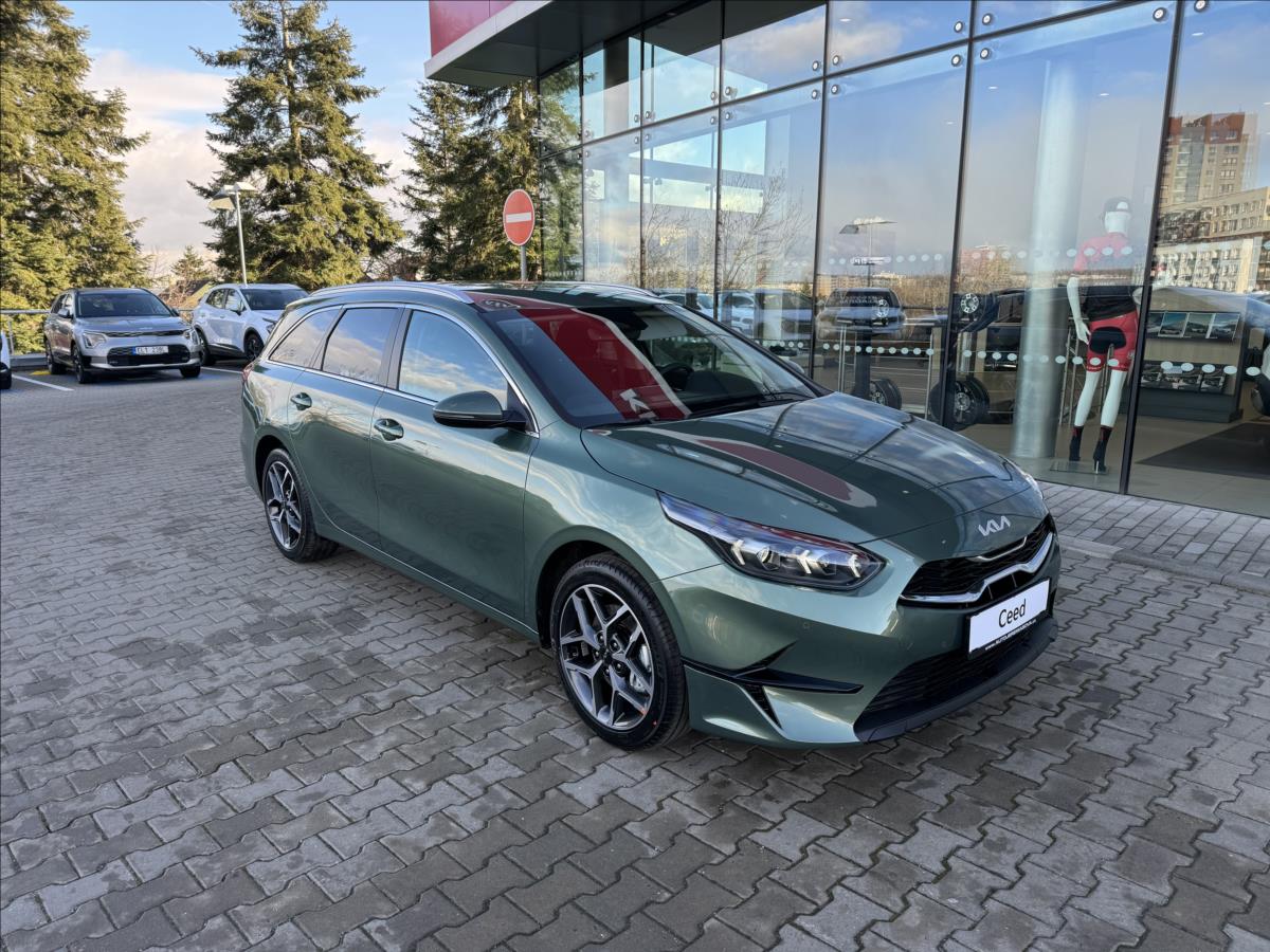 Kia Ceed 1,5 T-GDi GPF 7DCT  SW TOP