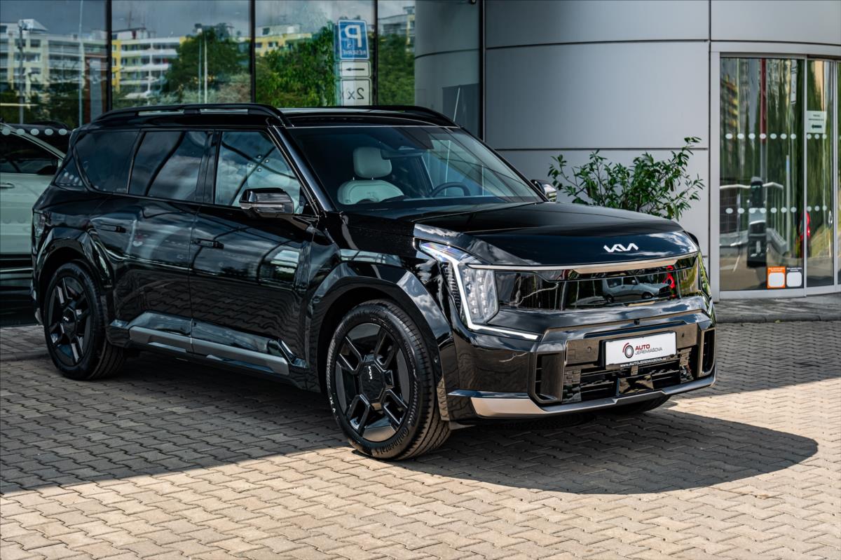Kia EV9 Synchronn AC elektromotor 4x4 283 KW + 99,8 KWH  GT-LINE