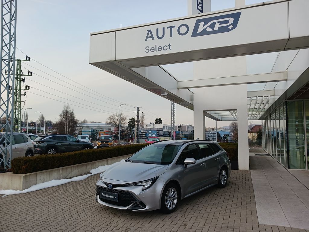 Toyota Corolla 2.0 Hybrid e-CVT Comfort TS