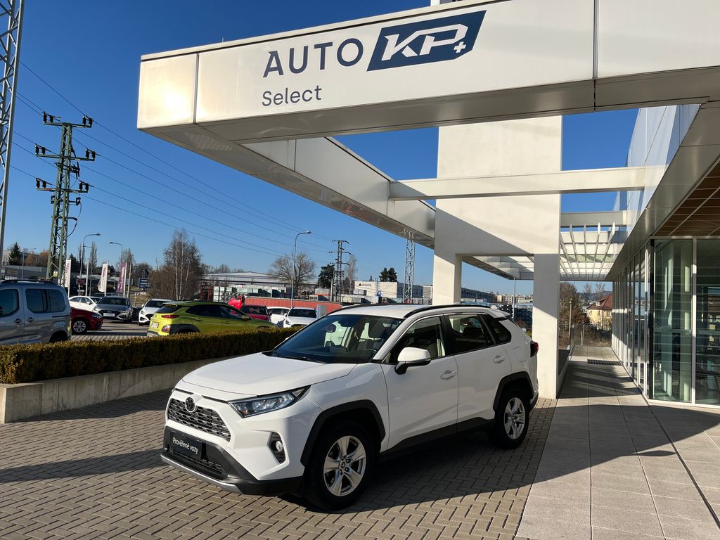Toyota RAV4 2.0 VVT-i 175k AT Comfort