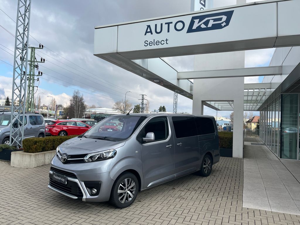 Toyota ProAce Verso 2,0 D 177k VIP L2 Webasto 8AT