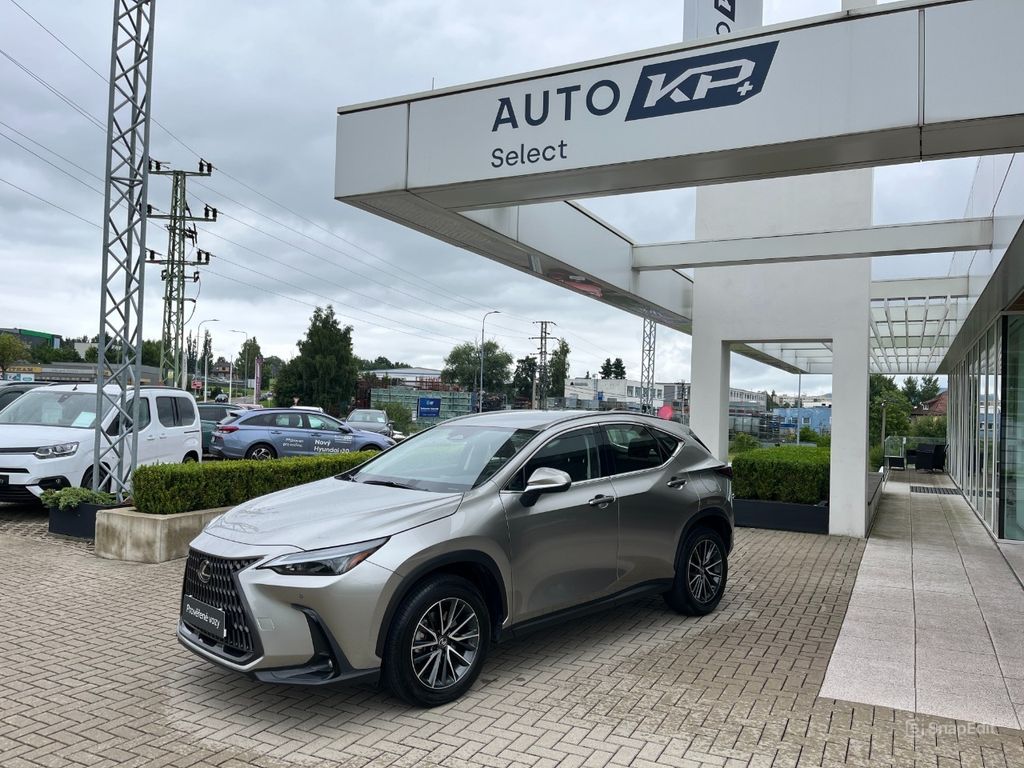 Lexus NX 350h 2.5 HEV 2x4 Comfort Plus