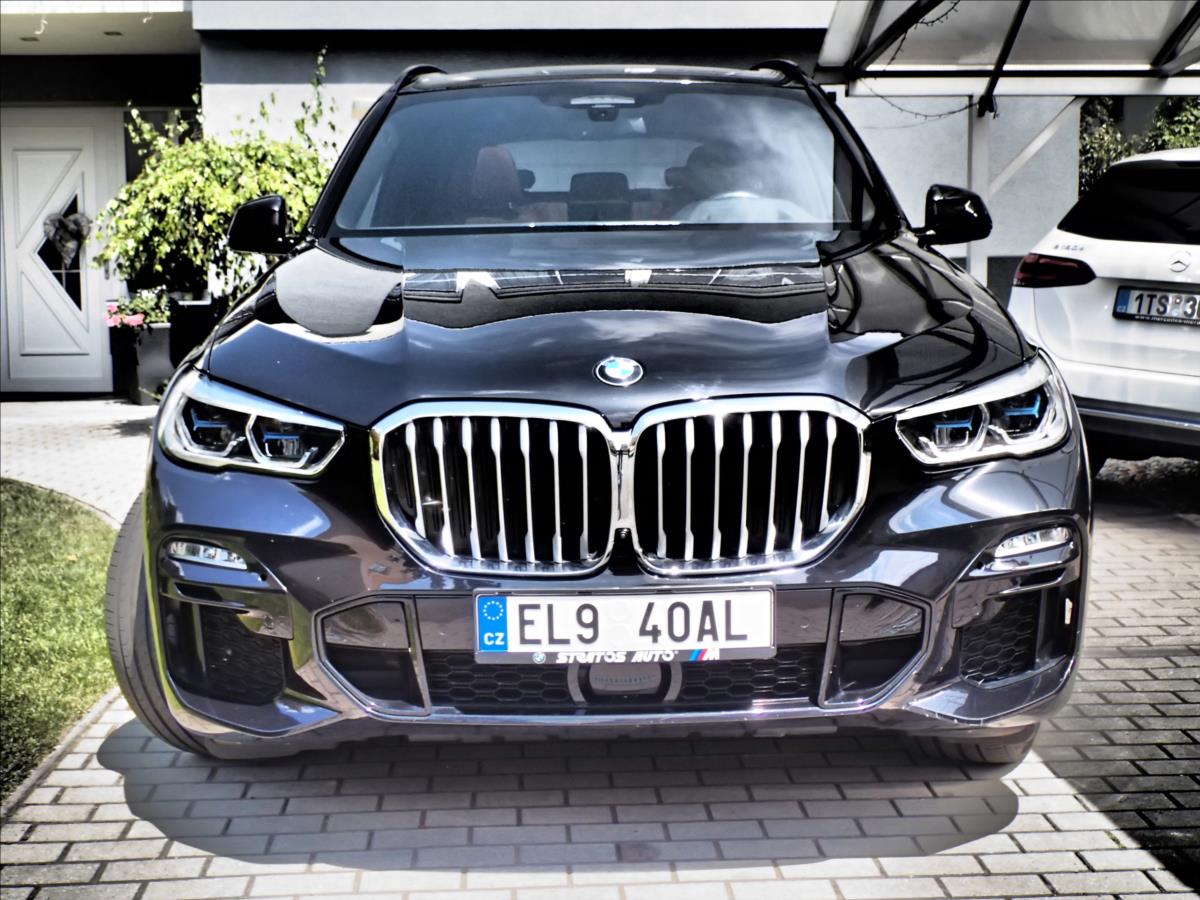 BMW X5 3,0 xDrive,PLUGIN,ZRUKA,DPH plug-in Hybr plug-in Hybrid