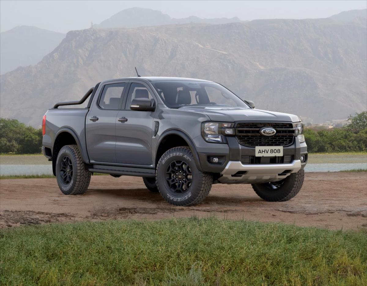 Ford Ranger 2,0 EcoBlue Bi-Turbo 151 kW/205 kon 10 st. automat  Tremor - Nov model