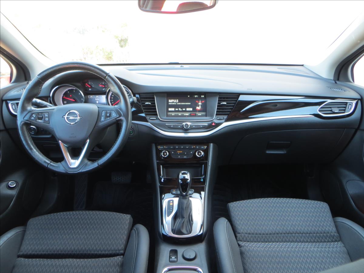 Opel Astra 1,6 CDTi 100kW Innovation AUT