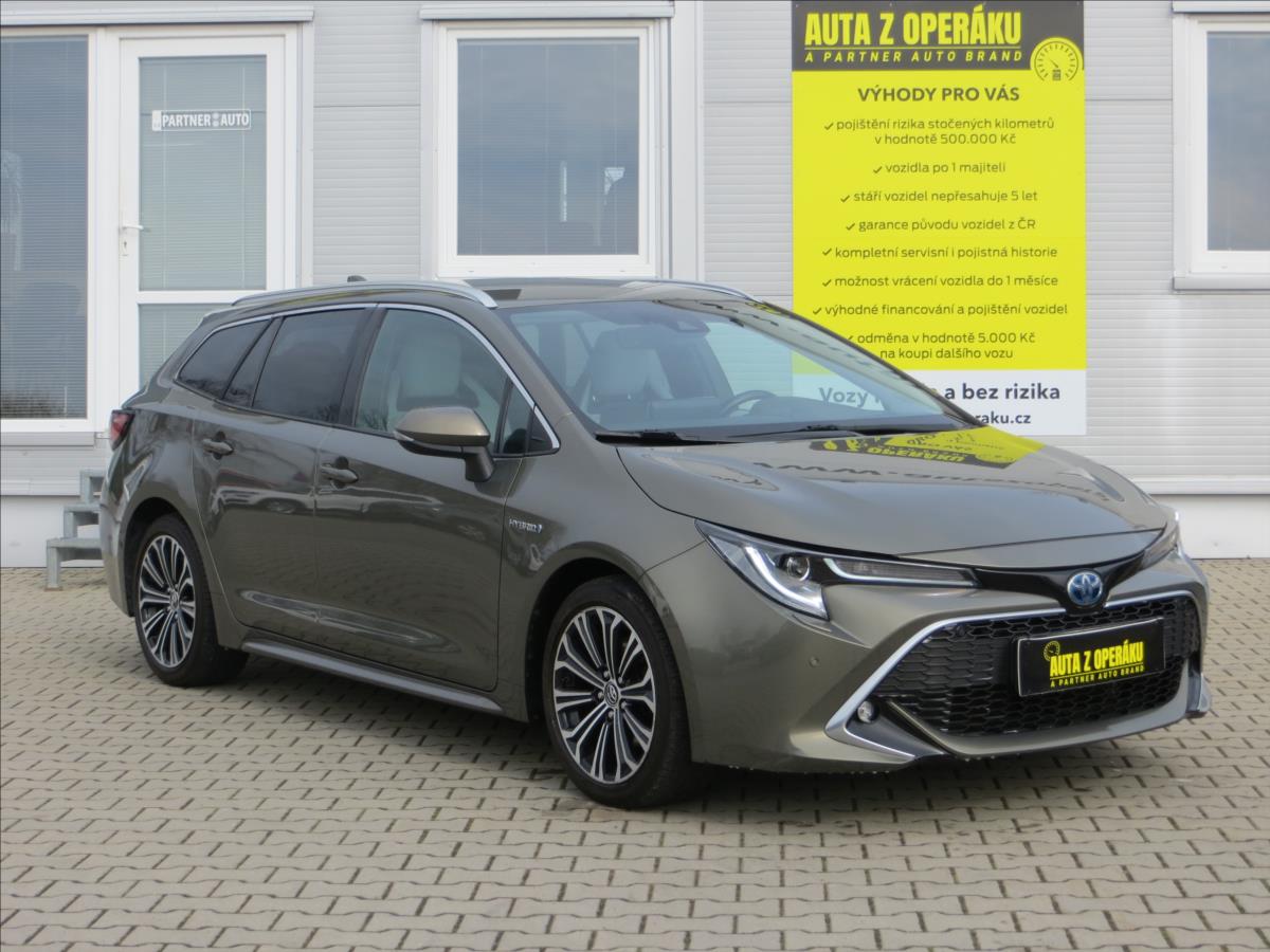Toyota Corolla 2,0 e-CVT Executive Touring Sport
