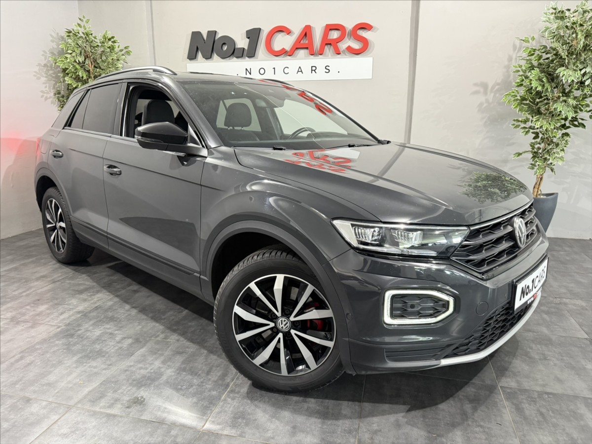 Volkswagen T-Roc 2,0   TSI HIGLINE PANO WEBASTO