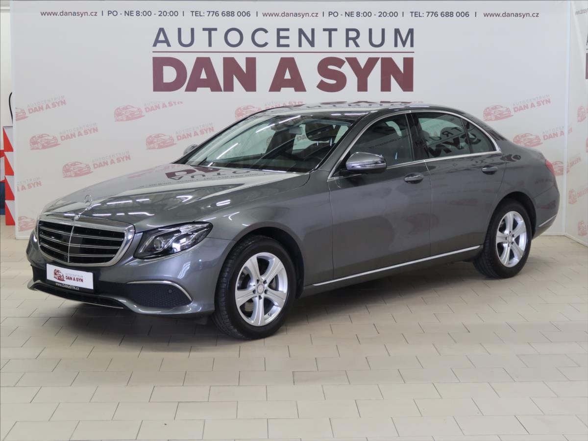 Mercedes-Benz Tdy E 2,0 E 200 4MATIC TOP STAV!