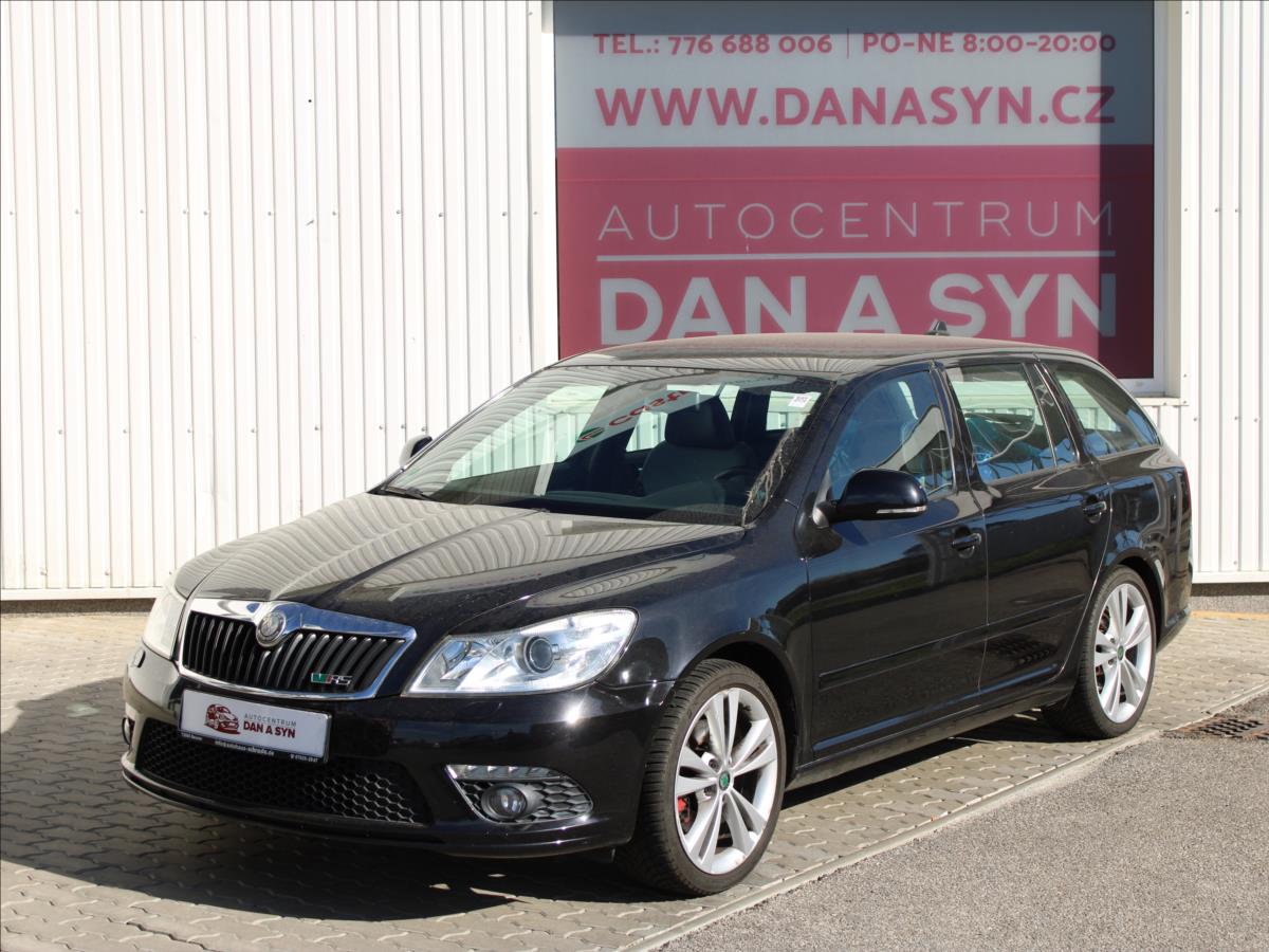 koda Octavia 2,0 TSI RS DSG, 1.majitel, TOP