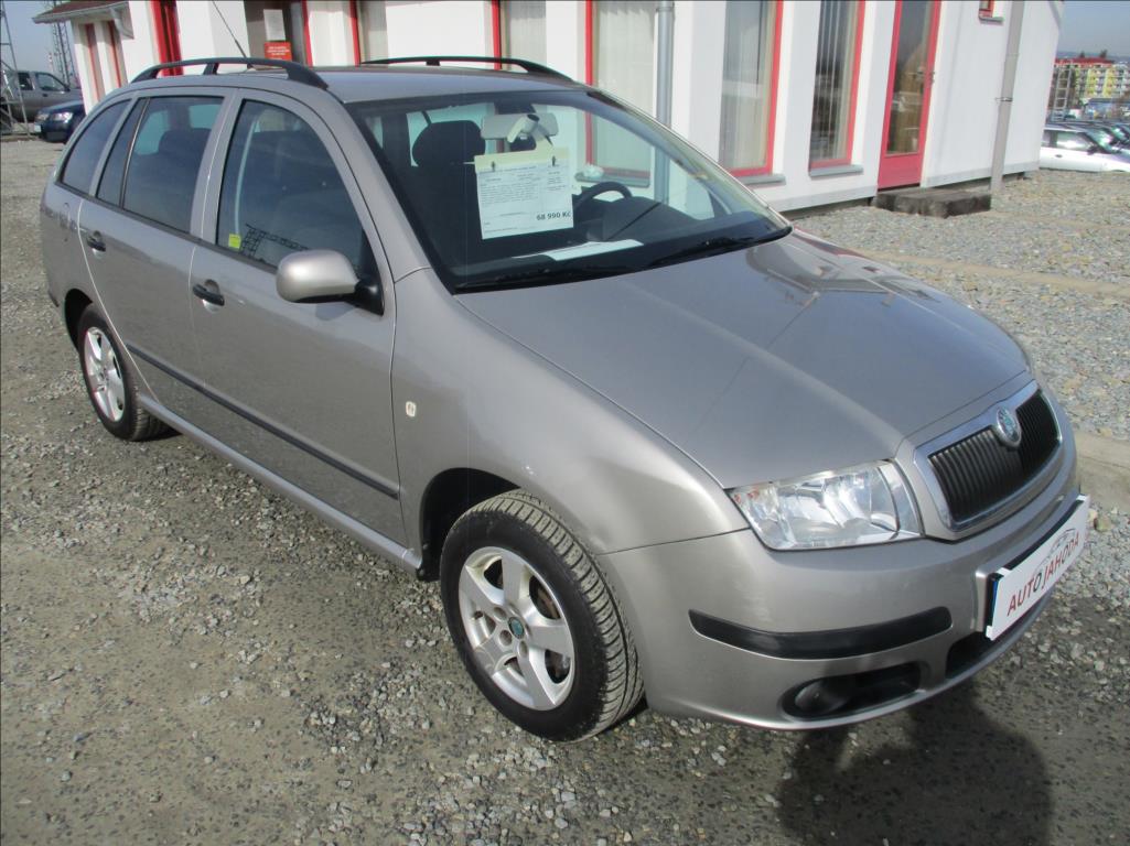 koda Fabia 1,4 16V, klimatizace, serviska,