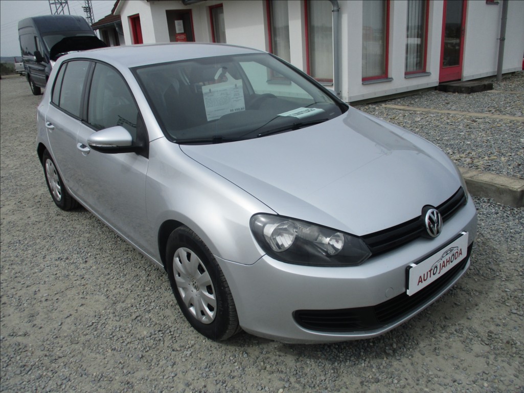Volkswagen Golf 1,6 i+LPG, servis, aut.klima,