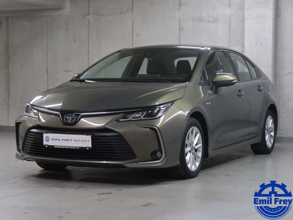 Toyota Corolla 1.8Hybrid,CZ,1Maj,Comfort Tech