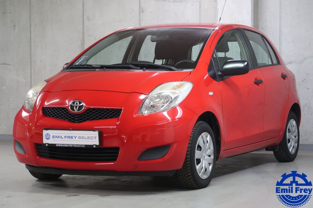 Toyota Yaris 1.0VVT-i,CZ,manul