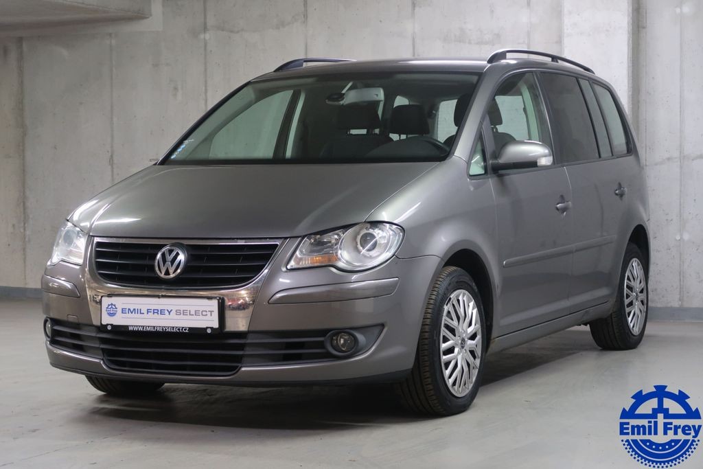 Volkswagen Touran 1.4TSI,manul,Trendline