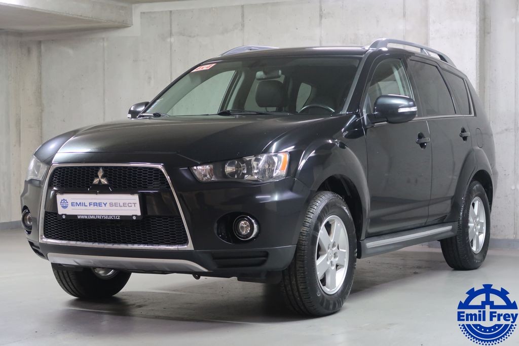 Mitsubishi Outlander 2.0DI-D,CZ,1Maj,Manul,4x4