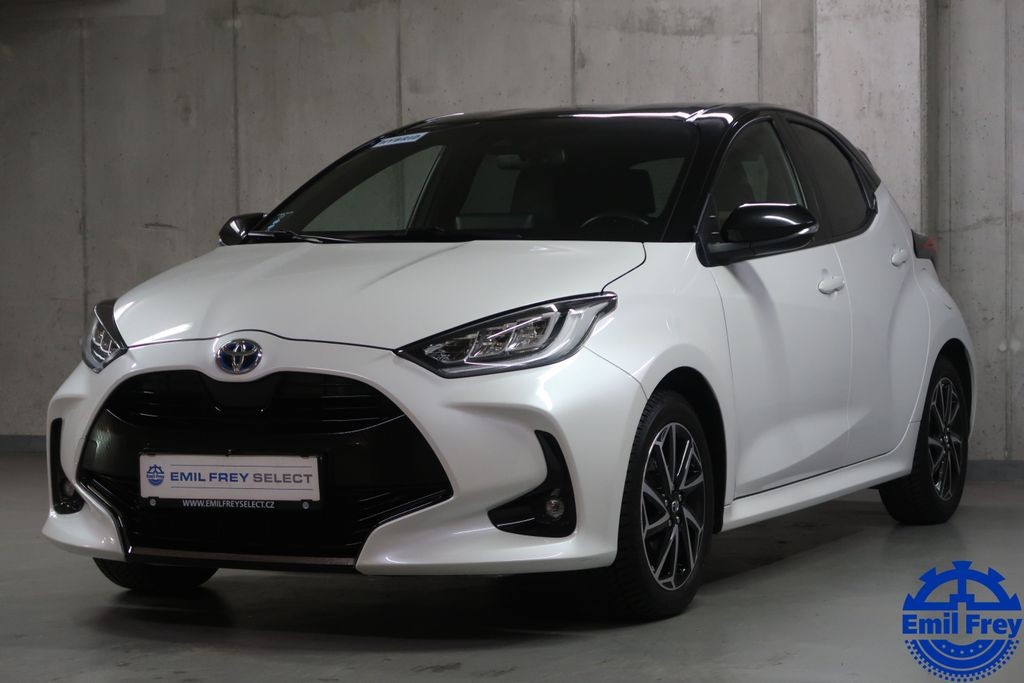 Toyota Yaris 1.5Hybrid,CZ,1Maj,Selection