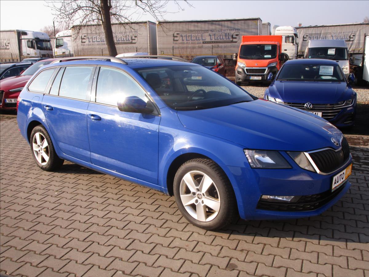 koda Octavia 2,0 TDI  DSG,1.MAJITEL R