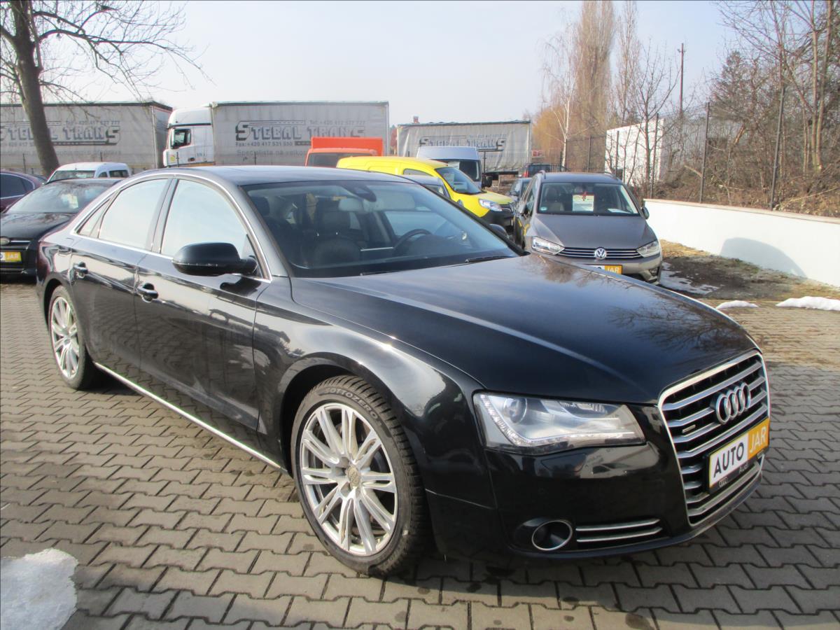 Audi A8 4,2 V8-FSI quattro