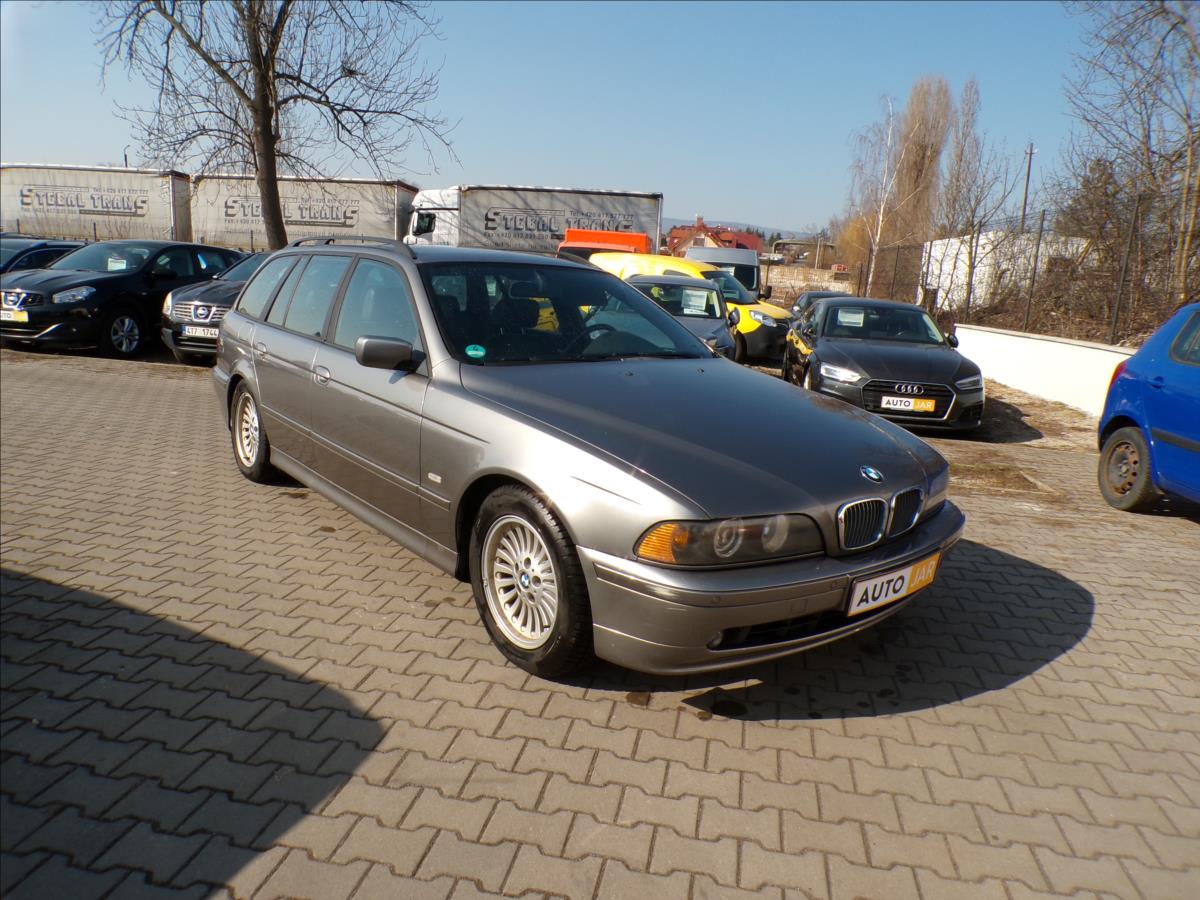BMW ada 5 2,2   520i AUTOMAT