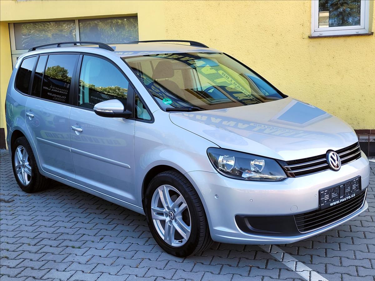 Volkswagen Touran 1,4 TSi SERVISN KN͎KA,CEBIA