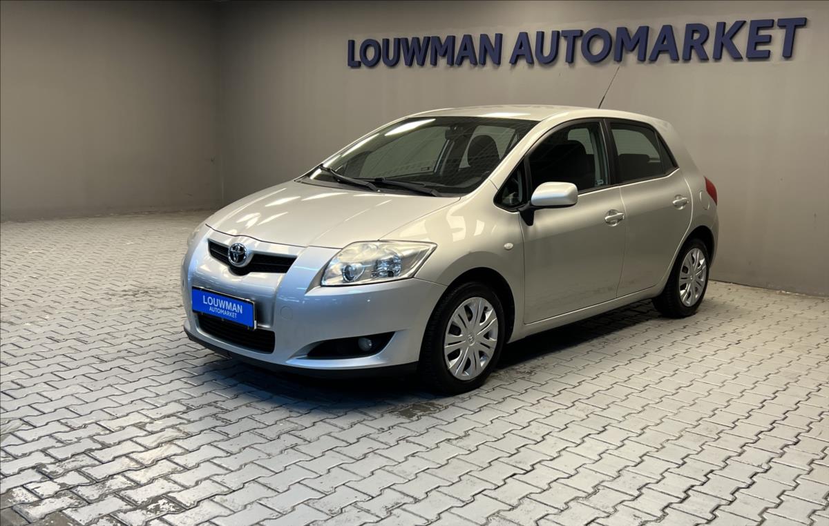 Toyota Auris 1,6 VVT-i Sol+