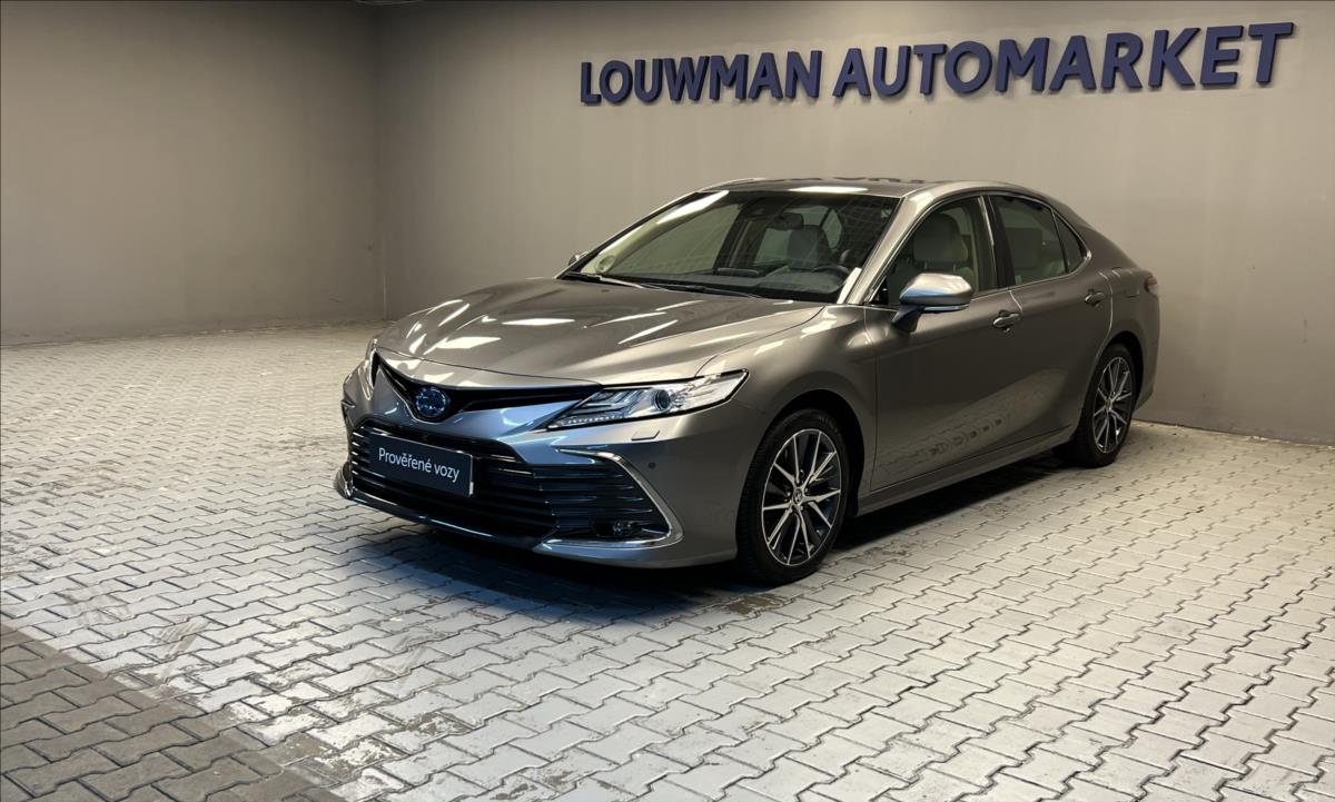 Toyota Camry 2,5 EXECUTIVE VIP