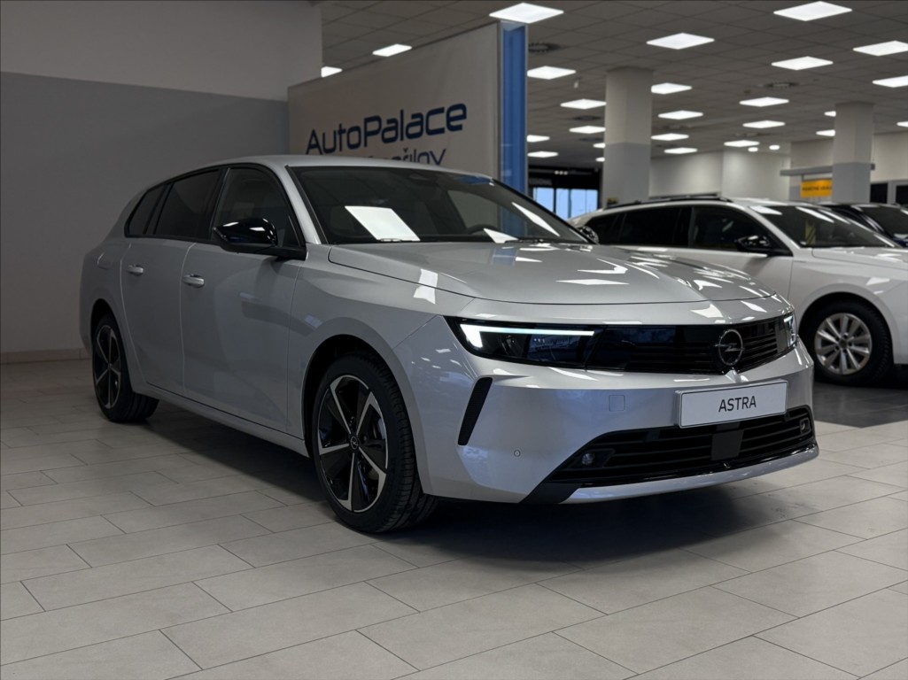 Opel Astra 1.2 ST Edition 81 kW MT+vhev