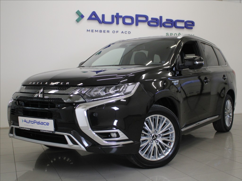 Mitsubishi Outlander 2,4 PHEV 4X4 Instyle 1.maj.R