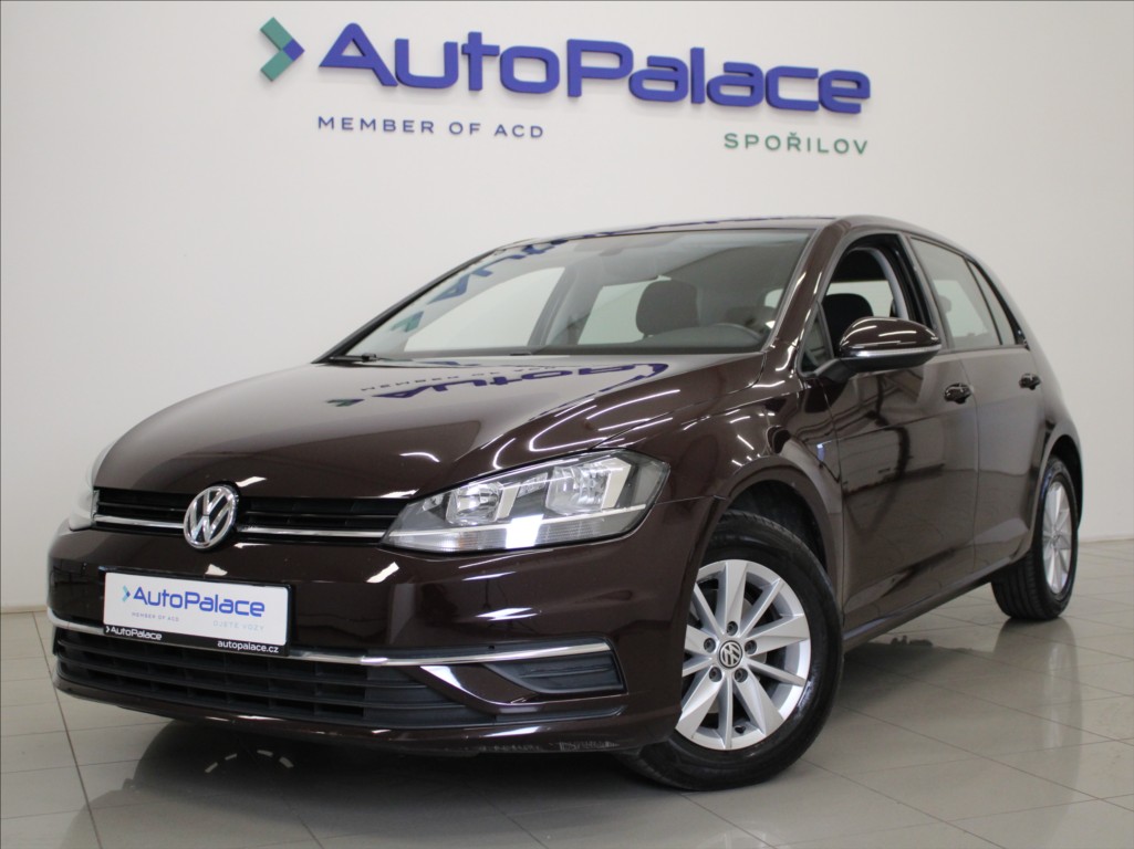 Volkswagen Golf 1,0 TSI 81 kW DSG 2.maj.R TZ