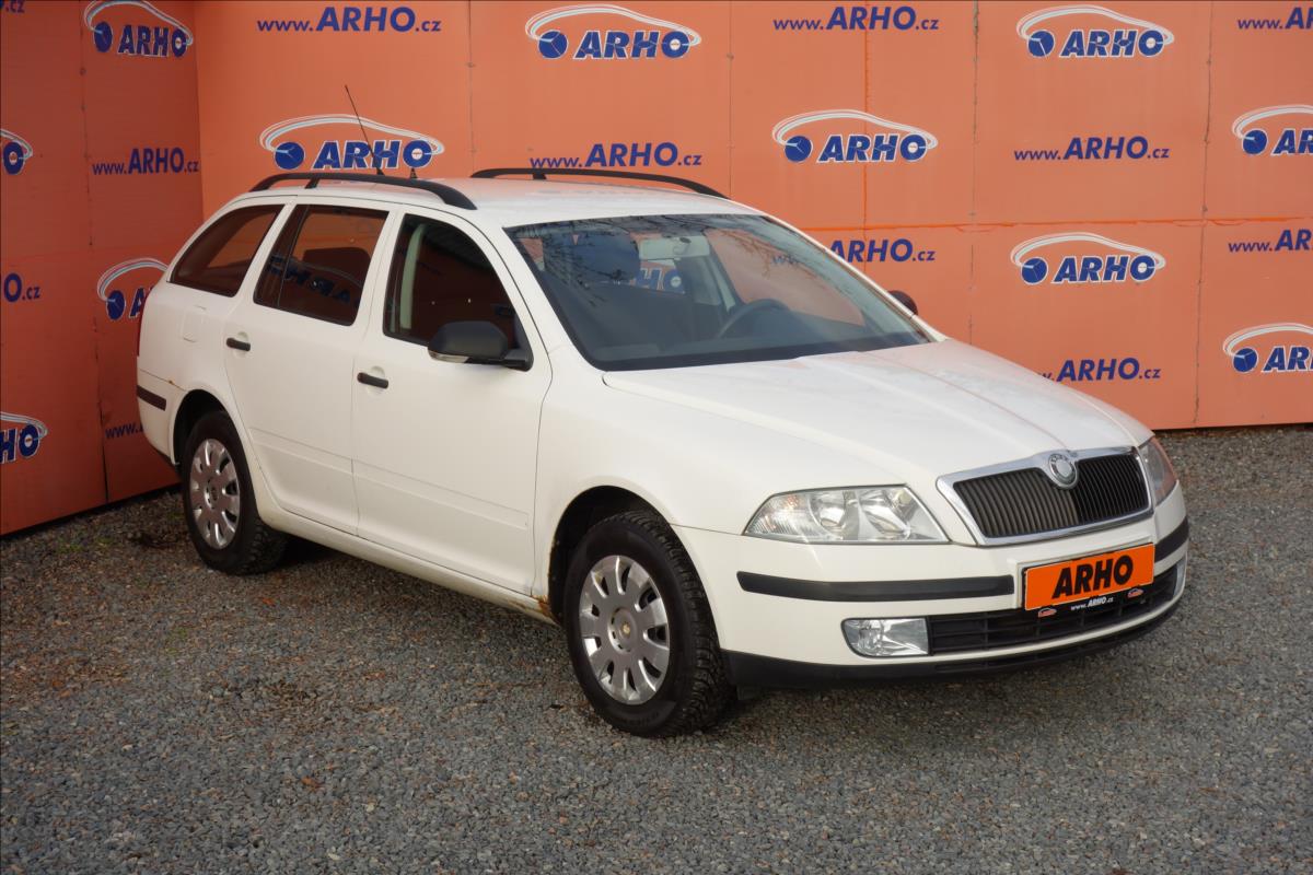 koda Octavia 1,6 i 75KW, R, SERVISN KN.