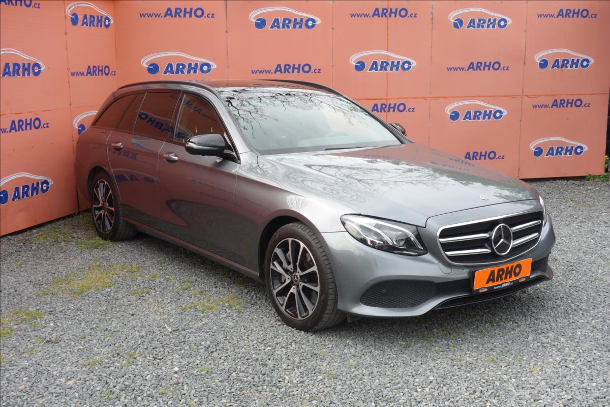 Mercedes-Benz Tdy E 400d,R,1 MAJ.,SERVIS.KN.