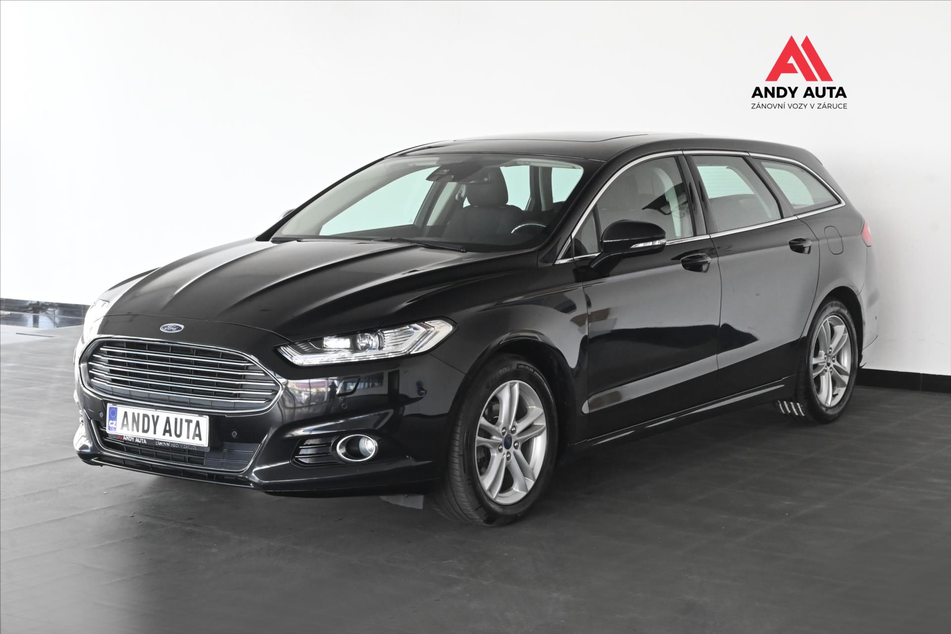 Ford Mondeo 2,0 TDCi 132kW AT6 *Titanium* Zruka a 5 let