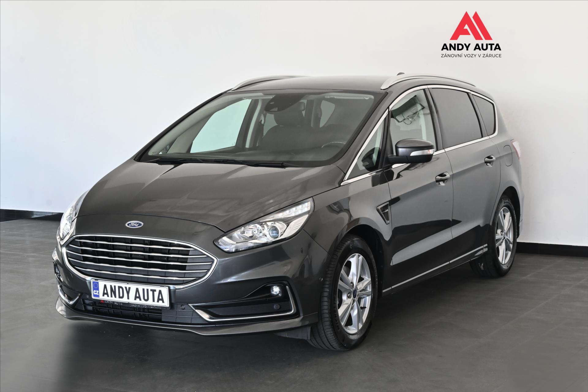 Ford S-MAX 2,0 EcoBlue 140kW AT8 *Titanium* Zruka a 5 let