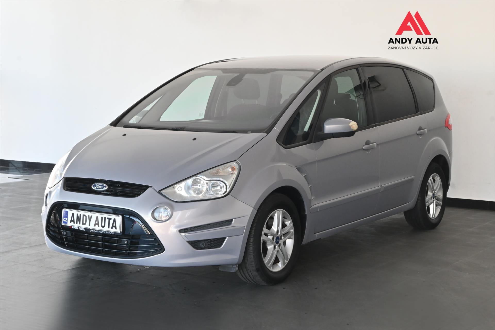 Ford S-MAX 2,0 TDCi 100kW AT6 *NAVI*NOV*STK*