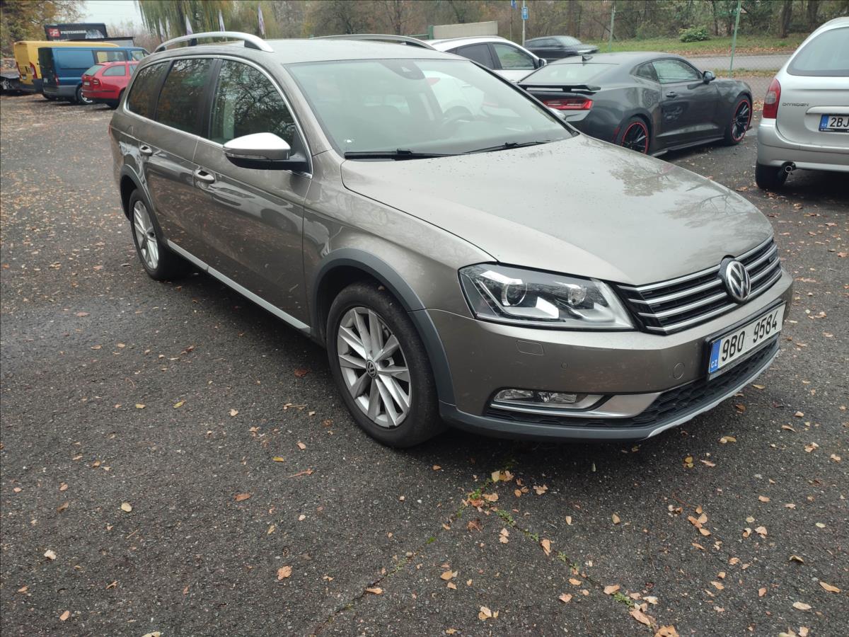 Volkswagen Passat 2,0 TDI 125kW DSG 4Motion Alltrack BMT