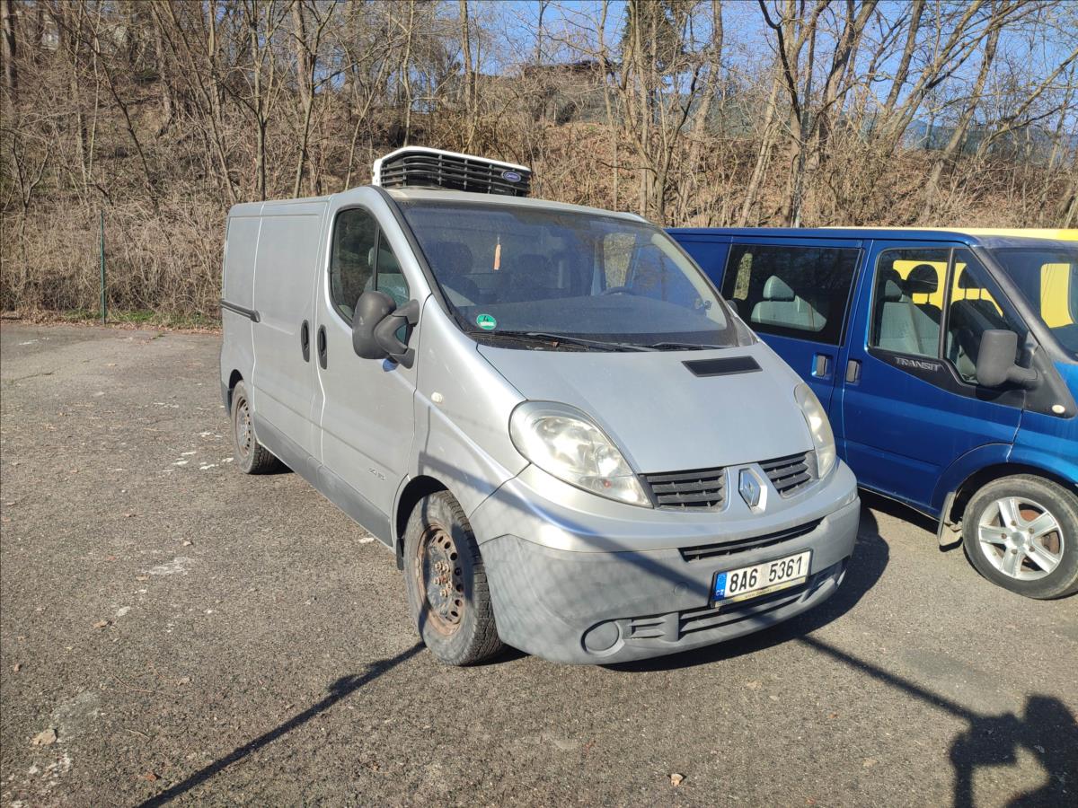 Renault Trafic 2,0 dCi 115k Confort Cool L1H1P1  Chlak super stav