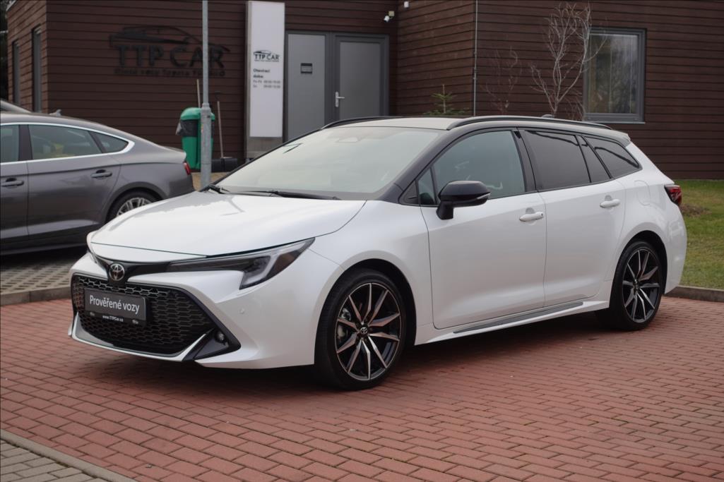 Toyota Corolla 1,8 HSD  GR Sport Dynamic