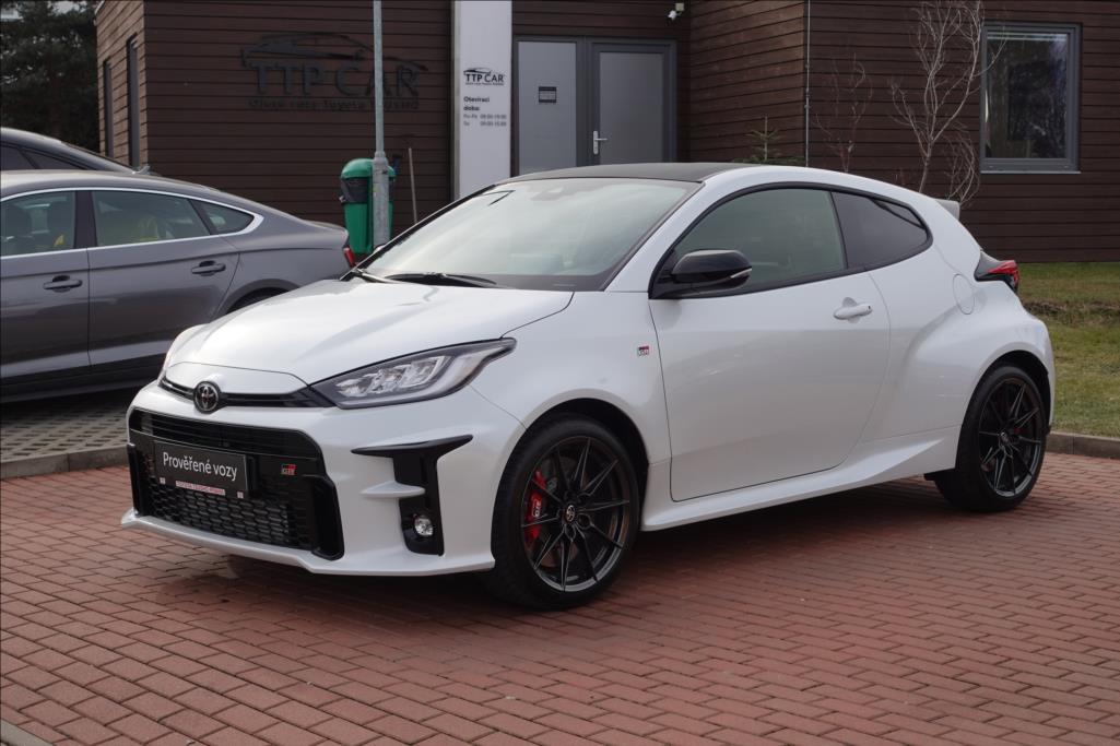 Toyota GR Yaris 1,6 Turbo 4WD  Dynamic+Sport