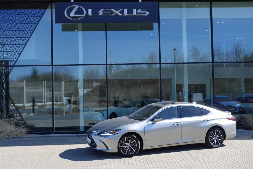Lexus ES 300h 2,5 HSD  Prestige Top
