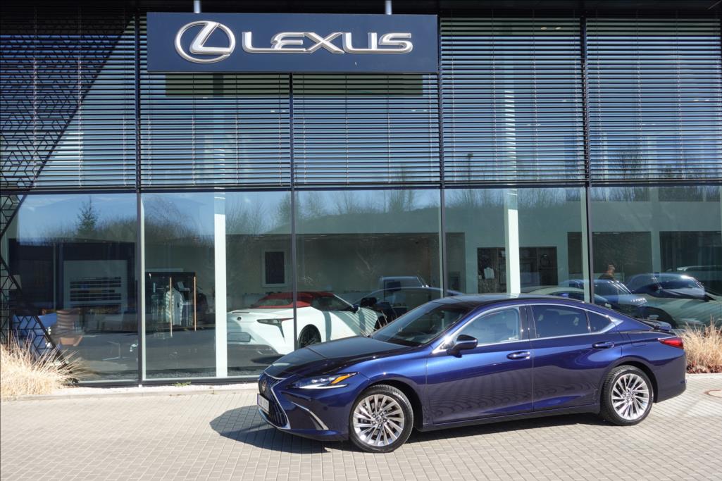 Lexus ES 300h 2,5 HSD  Luxury