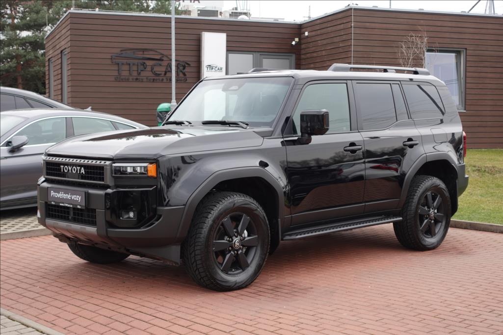 Toyota Land Cruiser 2,8 D-4D 204  INVINCIBLE