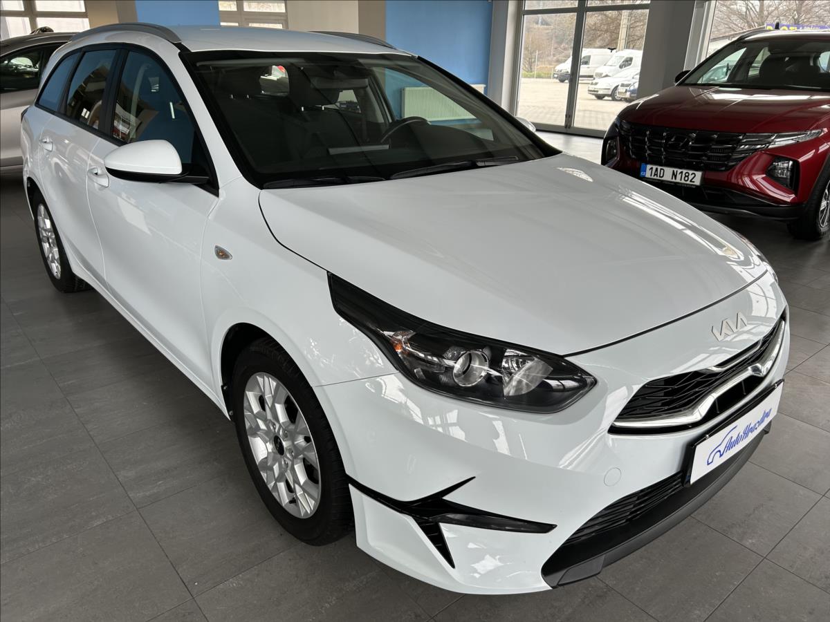 Kia Ceed 1,5   T-GDI 118kW,FRESH,R,1.MAJ