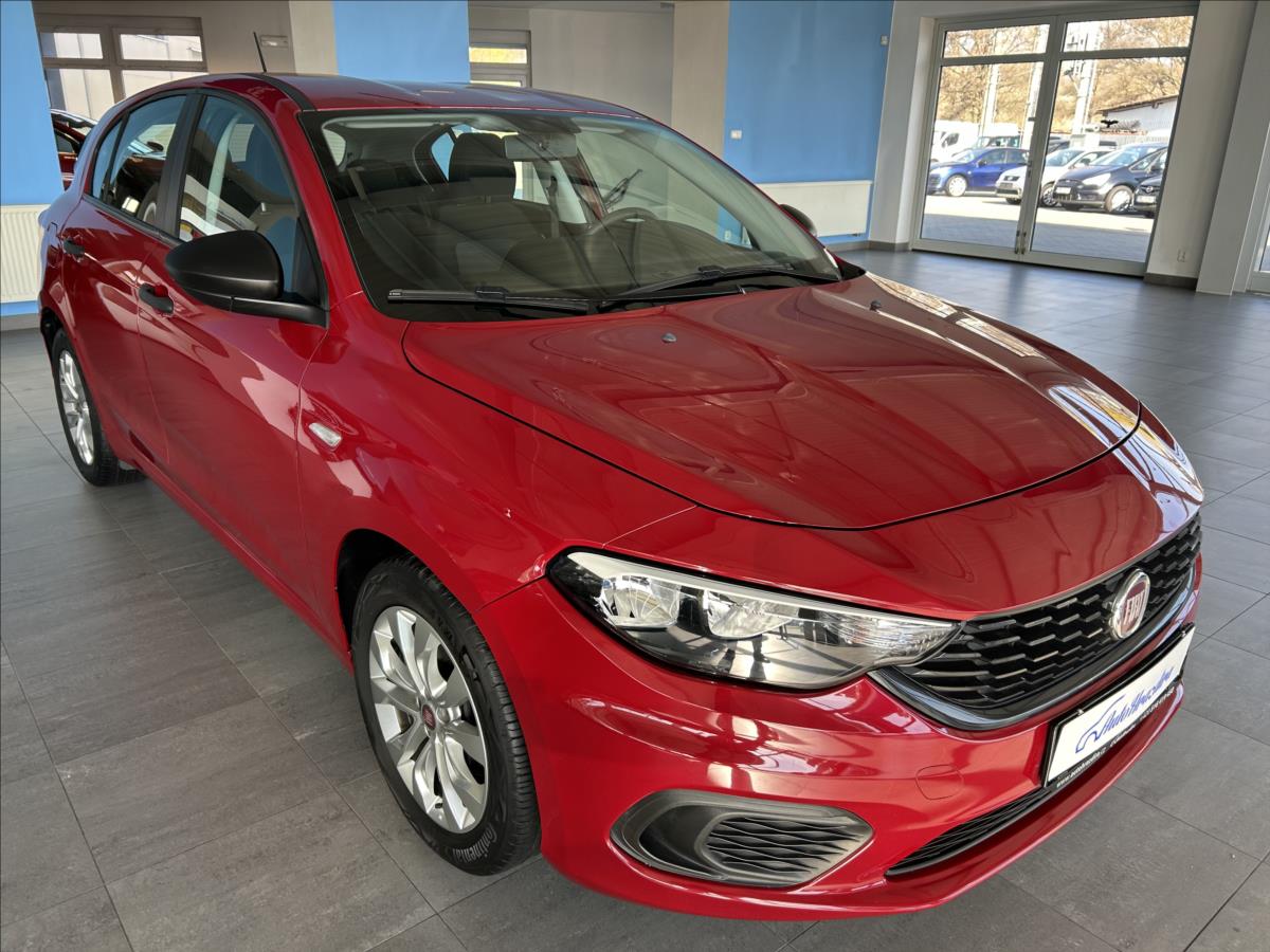 Fiat Tipo 1,4   STREET,SERVISKA,NAVIGACE