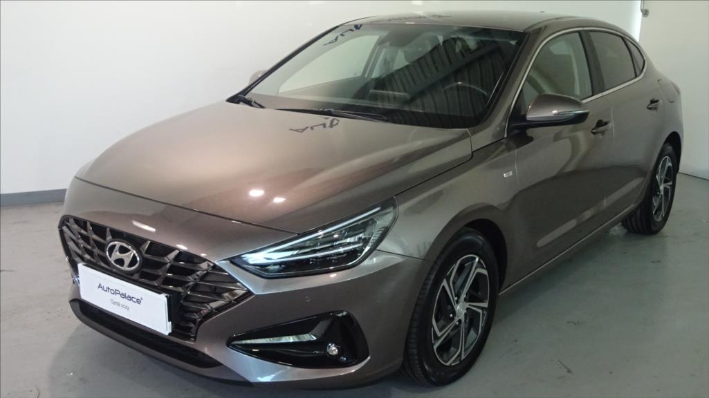 Hyundai i30 1,5 T-GDI Mild Hyb SMART