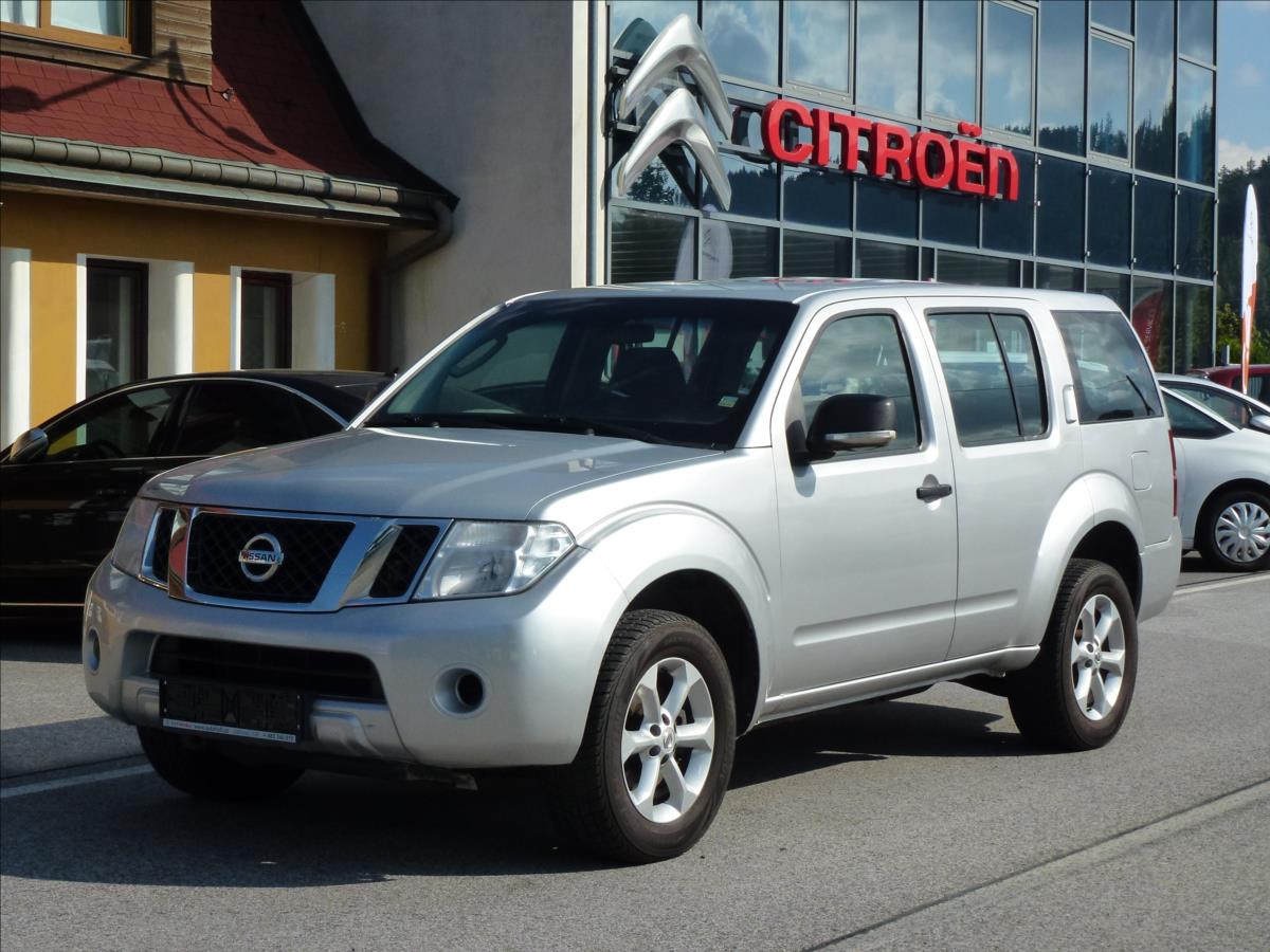 Nissan Pathfinder 2,5 DCI 4x4 7mst