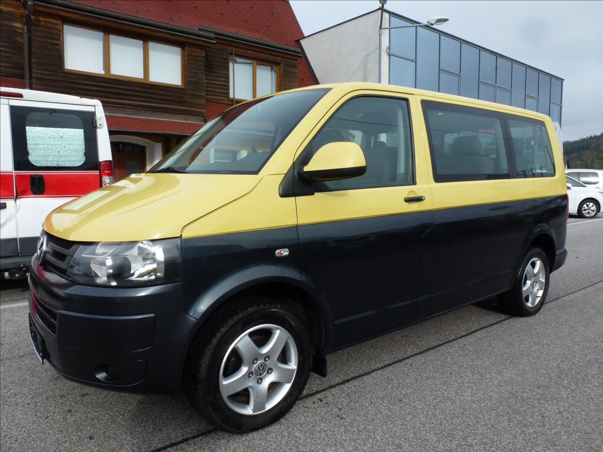Volkswagen Caravelle 2,0 TDI 9 mst