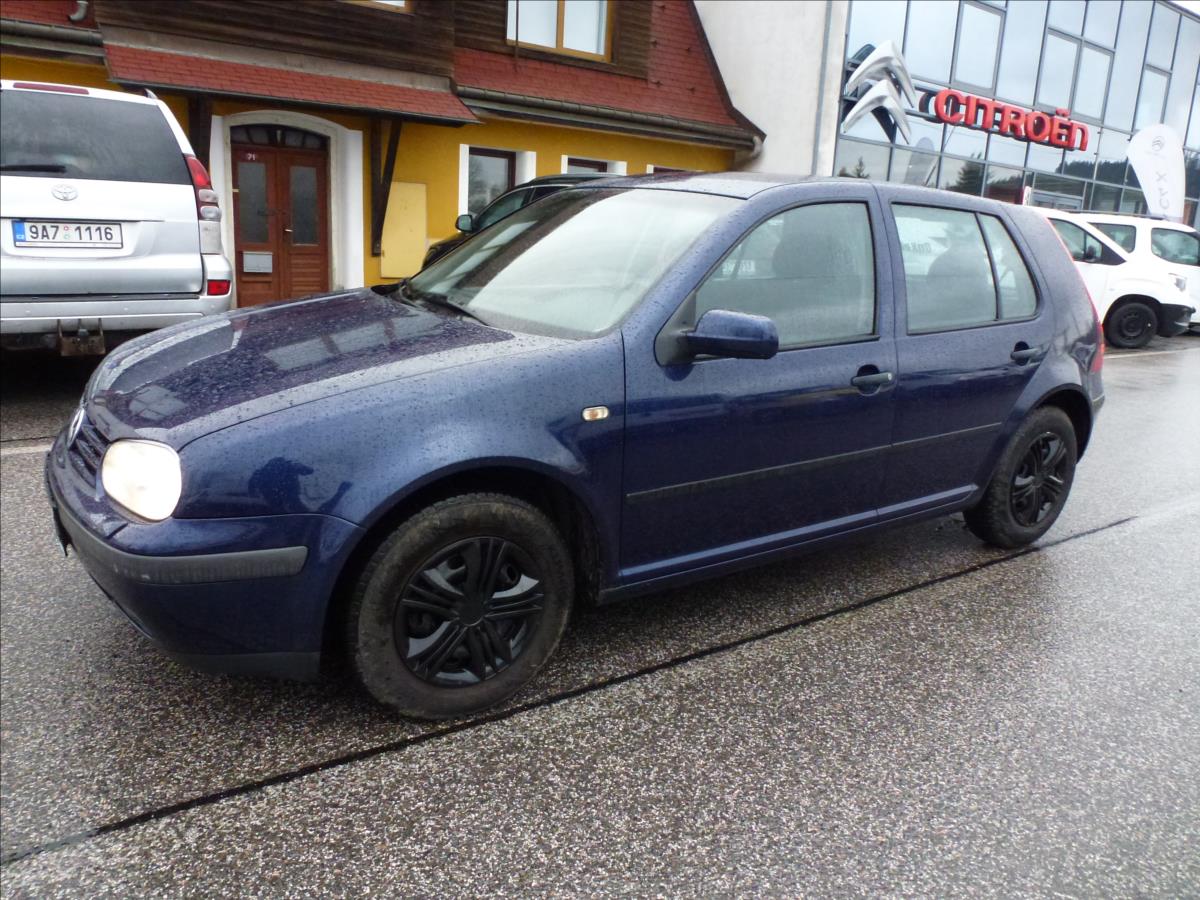 Volkswagen Golf 1,4 16V Servisní knížka