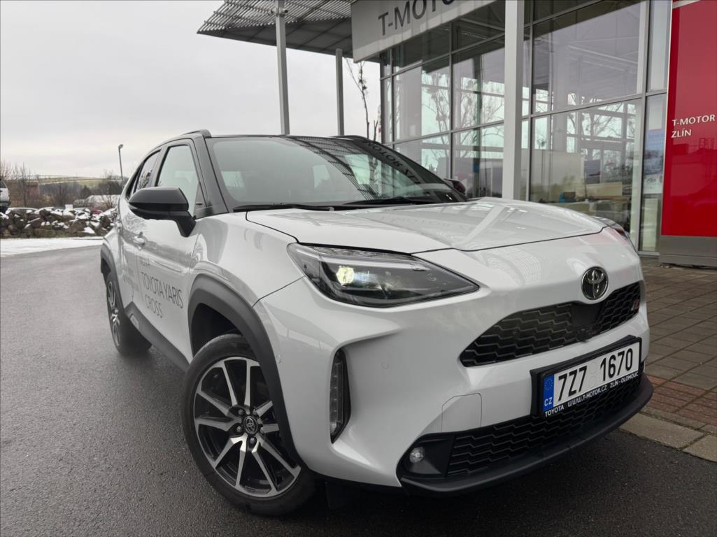 Toyota Yaris Cross 1,5 GR SPORT Tech VIP