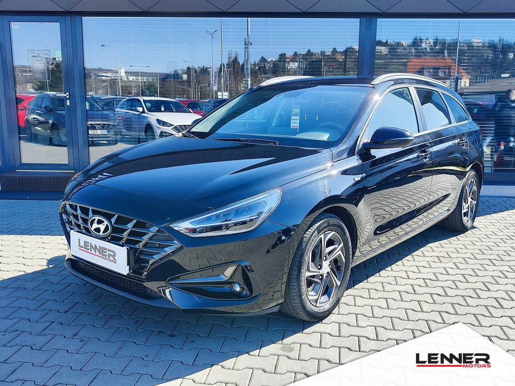 Hyundai i30 1.5 T-GDI/117kW Smart Navi