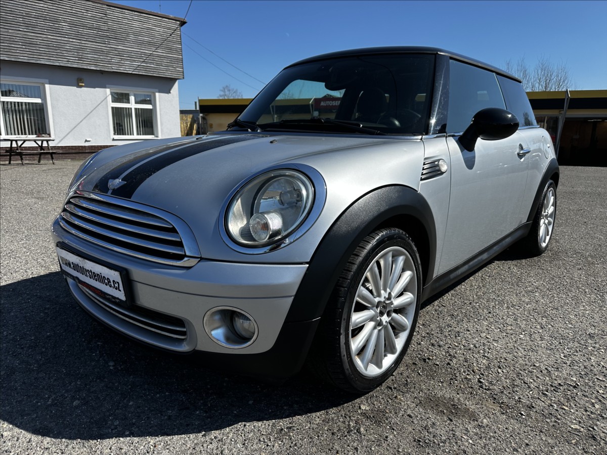 Mini Cooper 1,6 i -PANORAMA-TAN ZAZEN